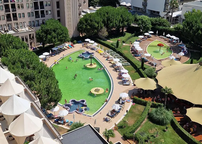 Barcelo Royal Semesteranläggning (resort) Slăntjev Brjag