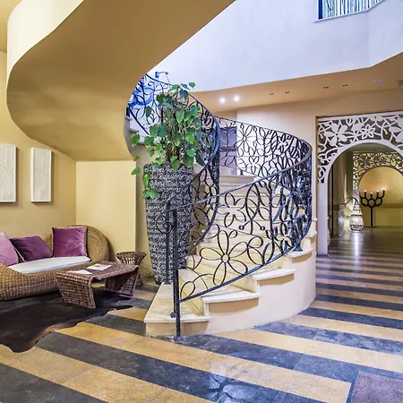 度假村 Barcelo Royal 阳光海滩