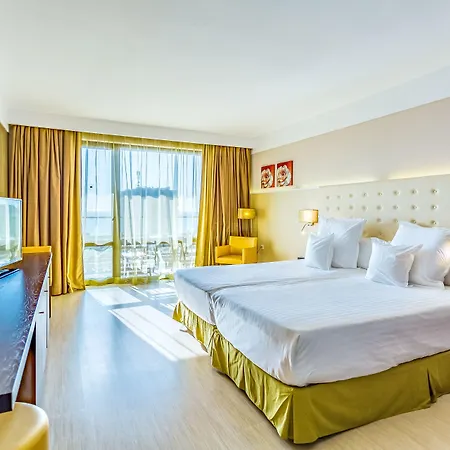 Barcelo Royal 度假村 5*