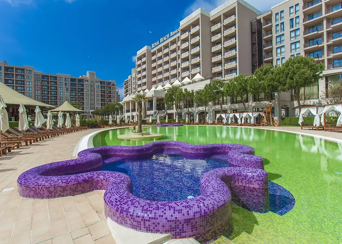 منتجع Barcelo Royal 5*